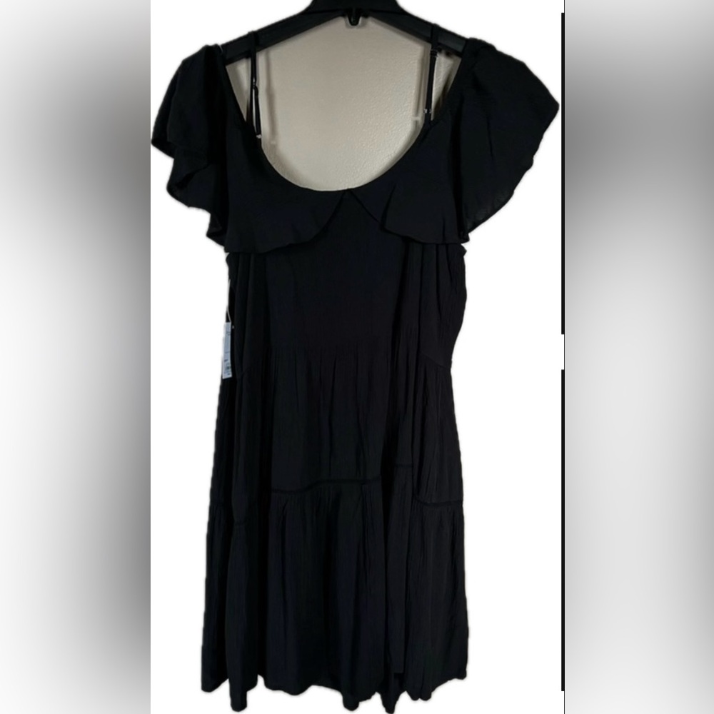 Black flutter sleeve dress with scoop neckline. New with tags. Women’s Size XL - Picture 4 of 8